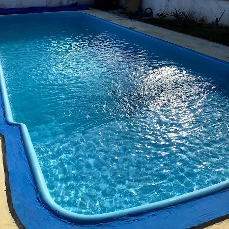 Unidade Independente E Confortavel, Em Sobrado Residencial No Coracao De Foz! Terreo E Piscina Compartilhada Foz do Iguacu Exterior photo